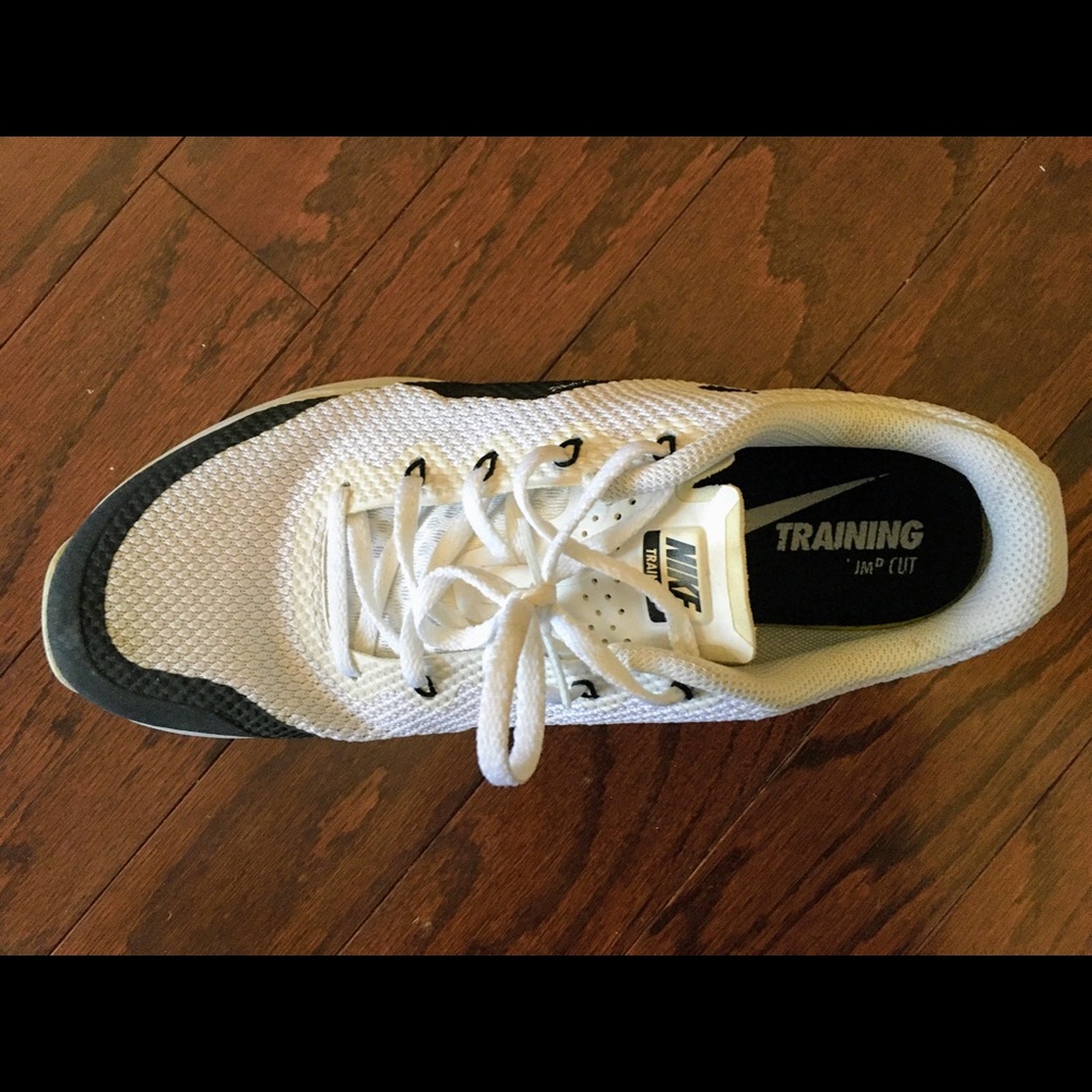 Nike men’s sneakers